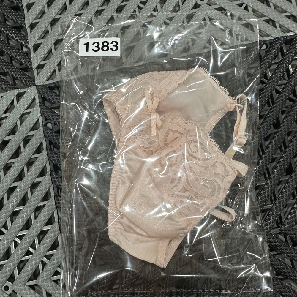 Vintage Style Pale Pink Satin Lace Bralette Adjustable Straps Floral Bow Accent - Picture 5 of 5